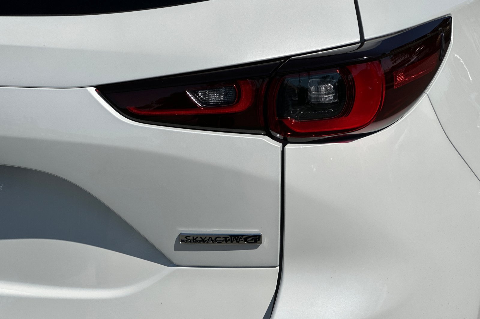 Used 2024 White Mazda 2.5 S Premium Plus Package image 29