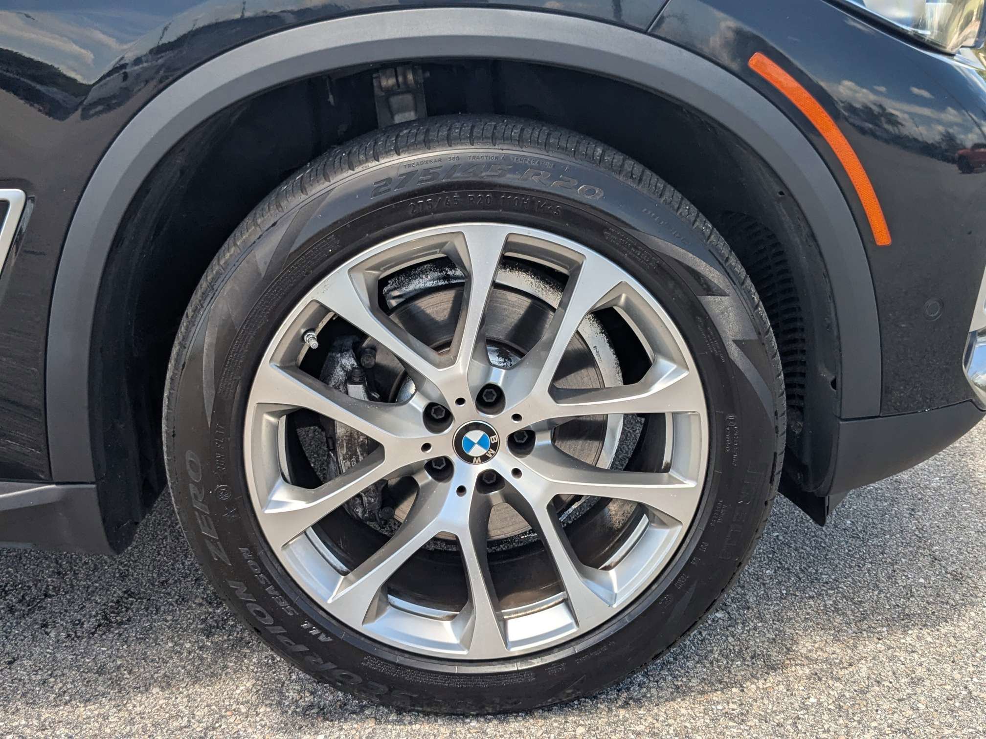 Used 2023 Jet Black BMW sDrive40i image 10