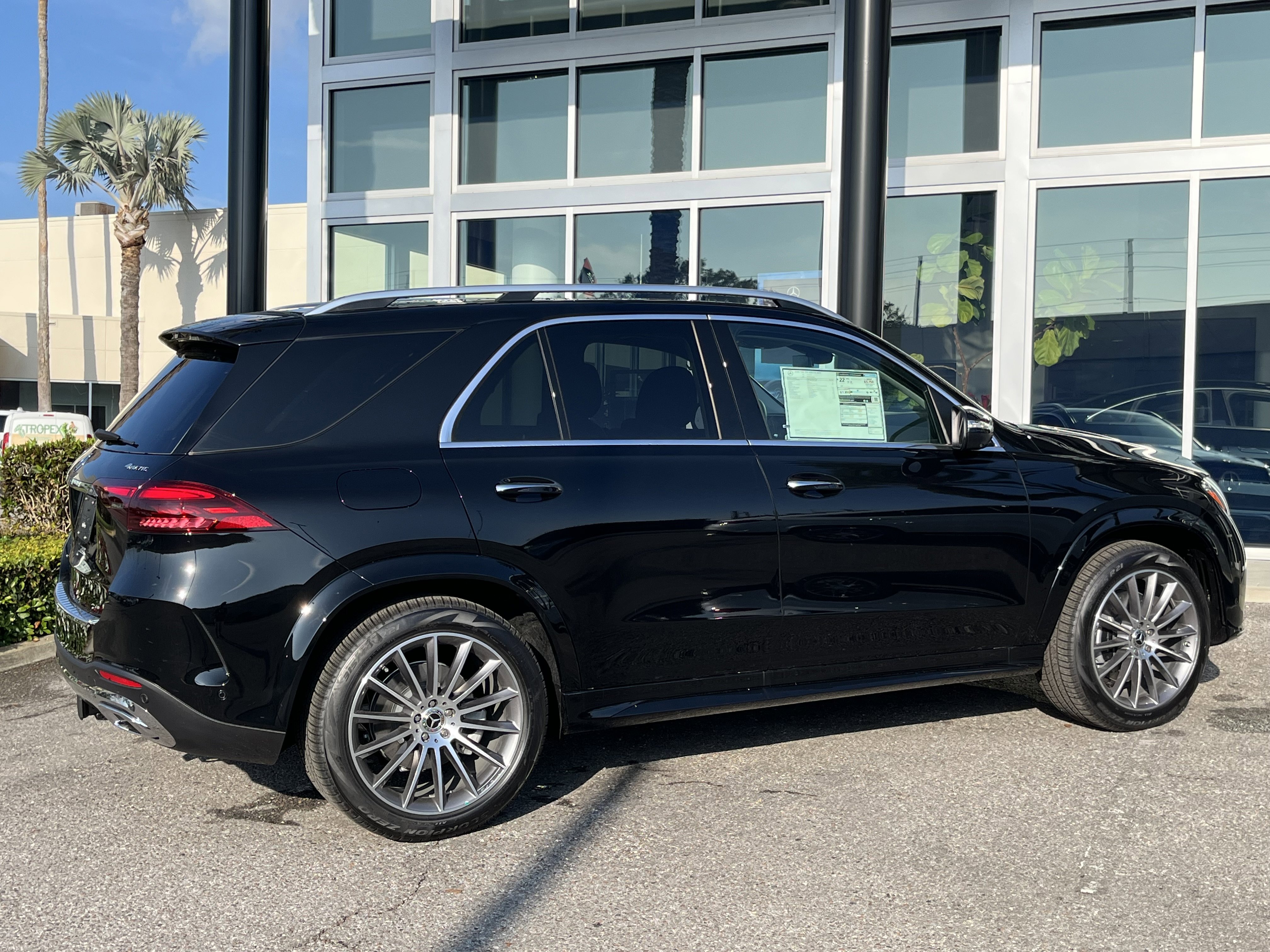 New 2026 Black Mercedes-Benz GLE 350 image 5