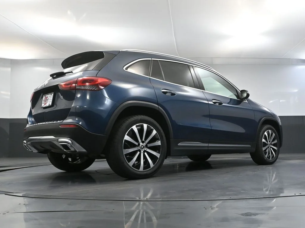 Used 2022 Blue Mercedes-Benz GLA 250 image 43
