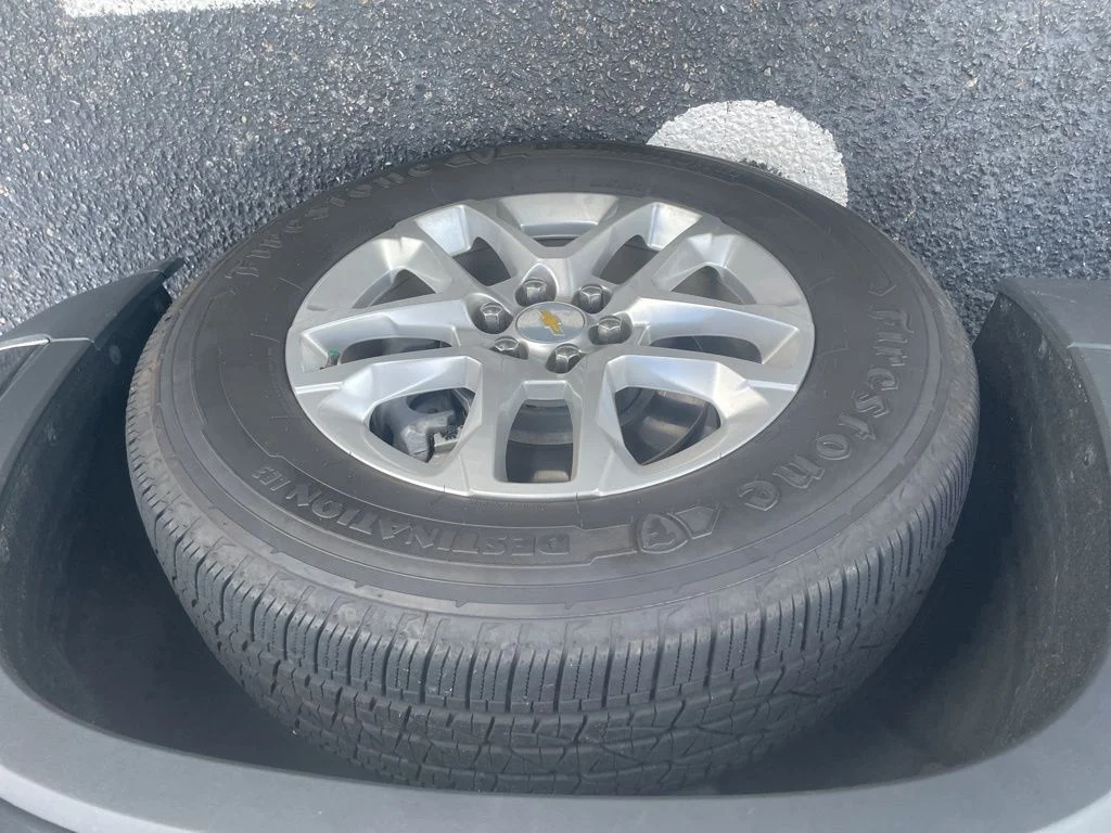 Used 2021 Gray Chevrolet LT image 12
