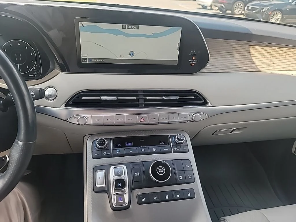 Used 2022 White Hyundai Calligraphy image 16