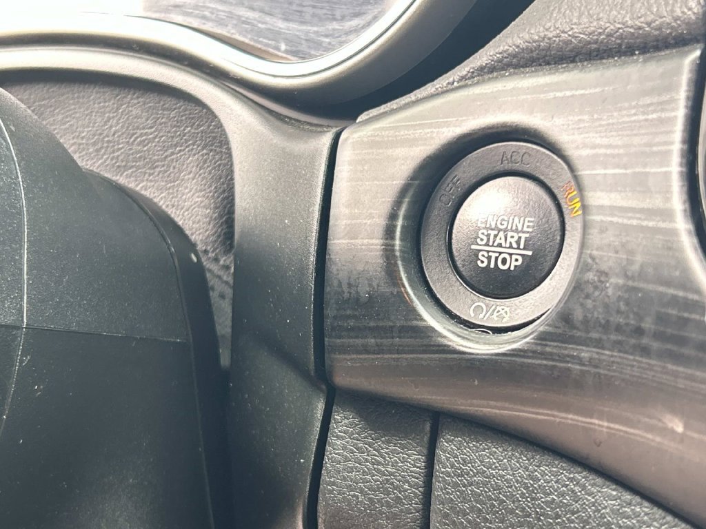 Certified Used 2021 Gray Clearcoat Jeep Laredo X image 32