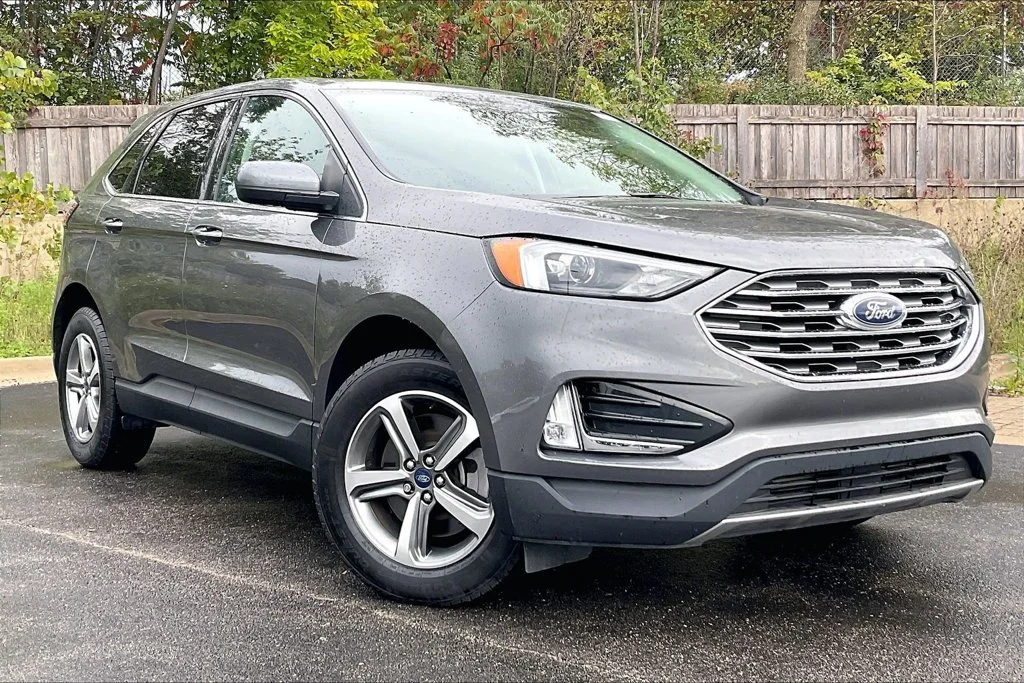 Used 2022 Gray Ford SEL image 36