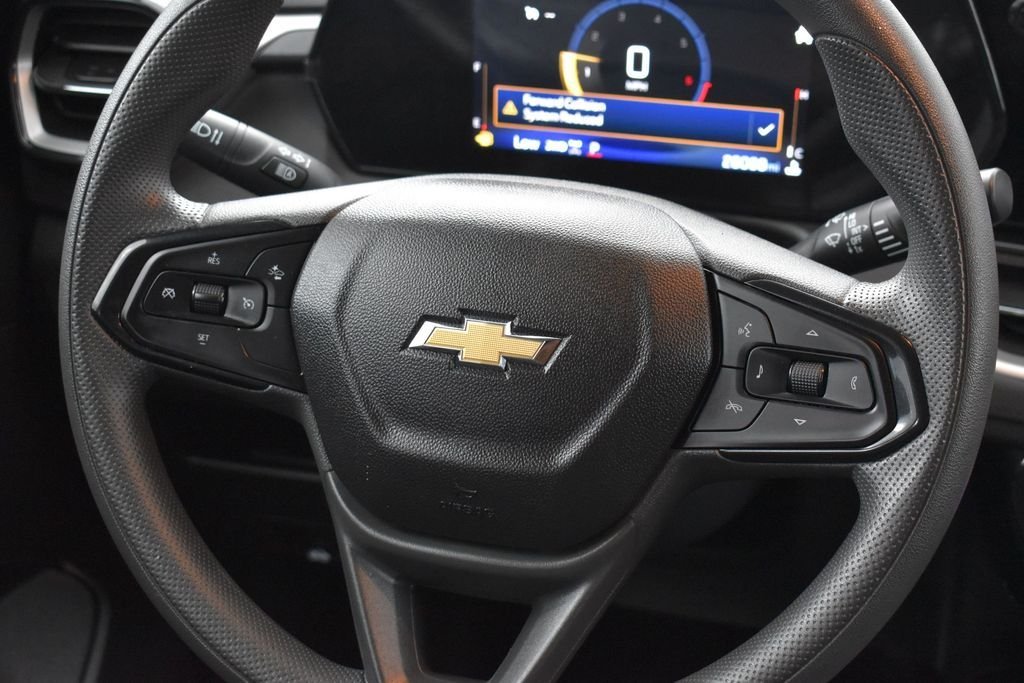 Used 2025 Black Metallic Chevrolet LT image 14