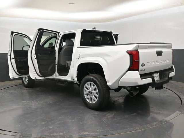 New 2026 Ice Cap Toyota  SR5 image 33
