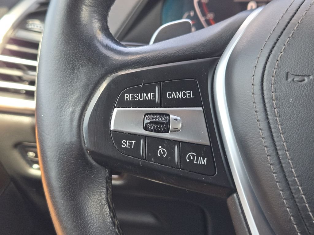 Used 2021 Blue BMW xDrive40i image 29