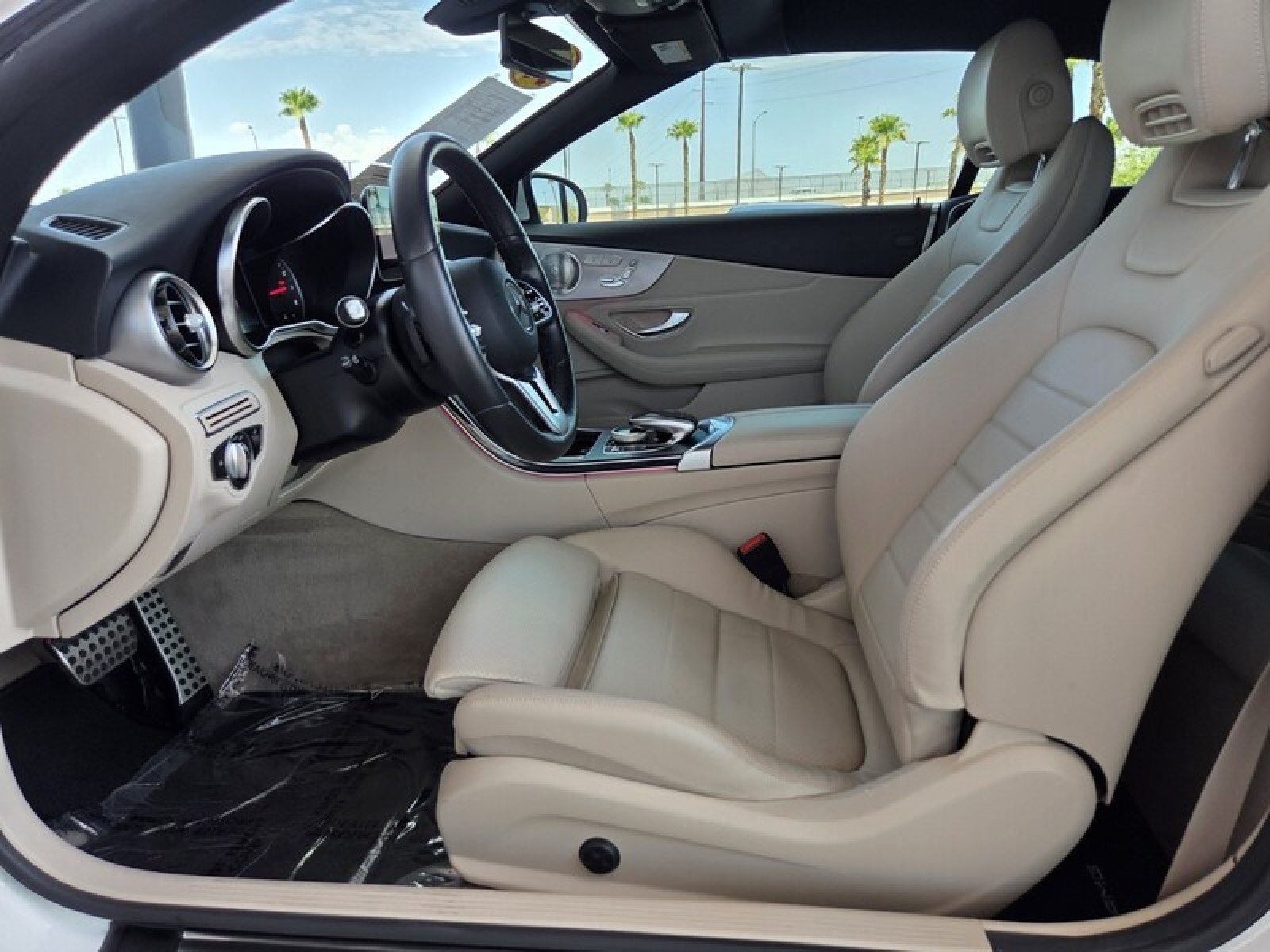 Used 2019 Polar White Mercedes-Benz C 300 image 13