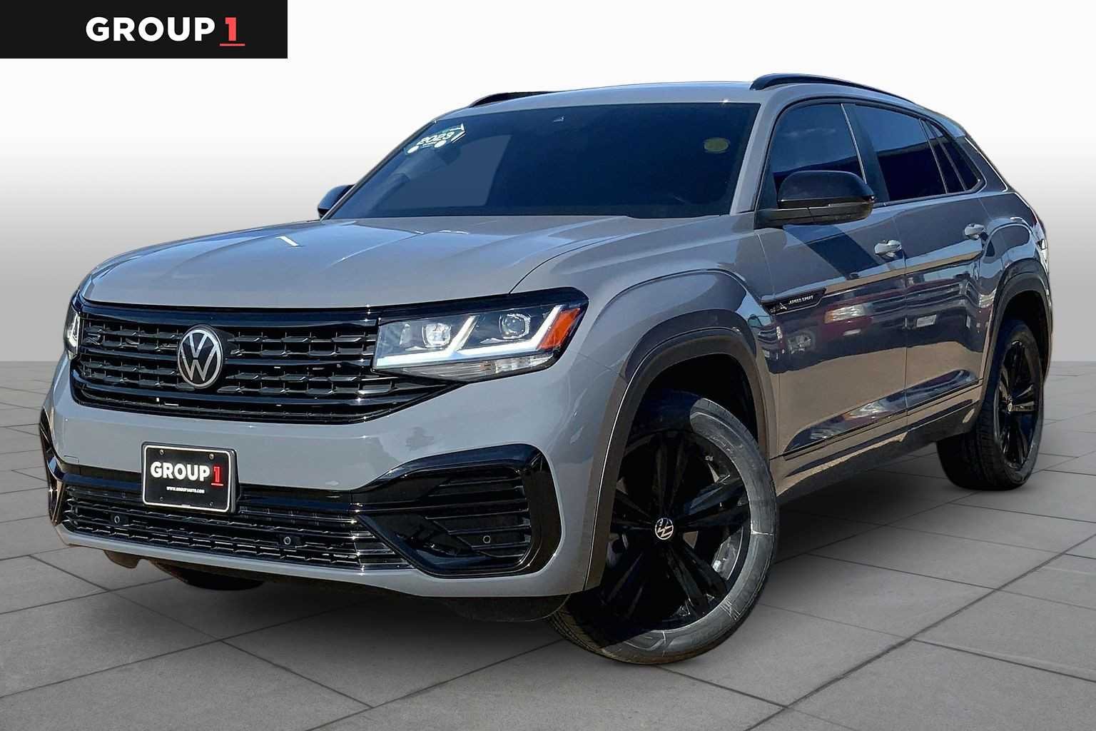 Certified Pre-Owned 2023 Volkswagen Atlas Cross Sport 2.0T SEL R-Line Black
