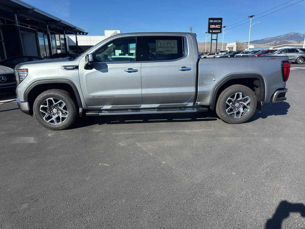 2026 GMC Sierra 4WD Crew Cab Short Box SLT's photo