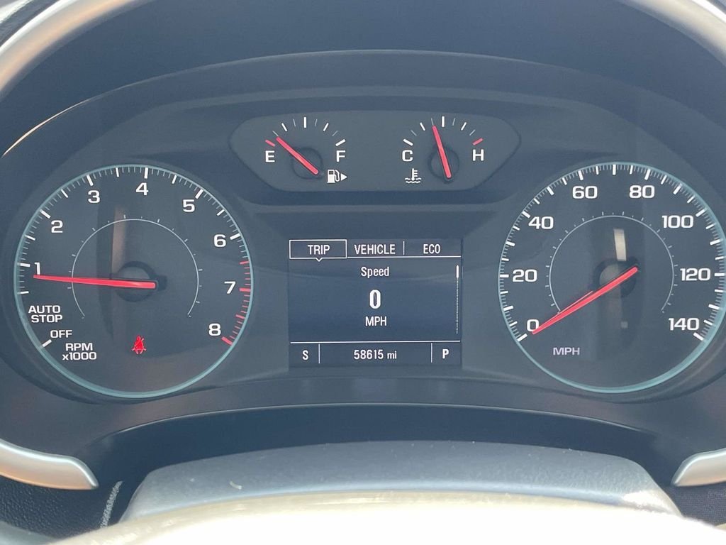 Used 2024 White Chevrolet LT image 27
