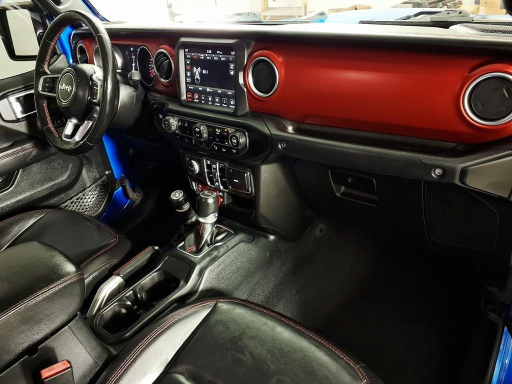 Used 2021 Blue Jeep Rubicon image 12