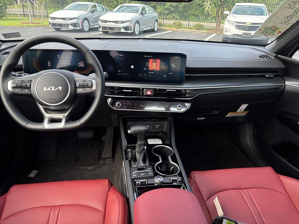 New 2026 Wolf Gray Kia GT-Line FWD image 27