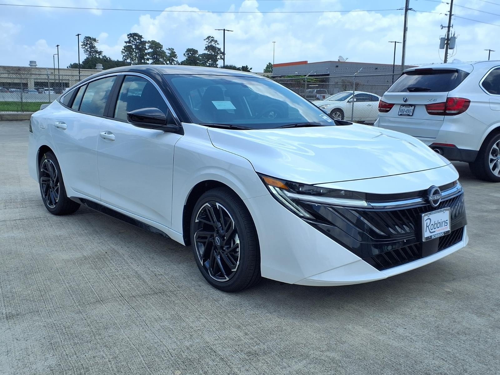 2026 Nissan Sentra SR White at Robbins Nissan