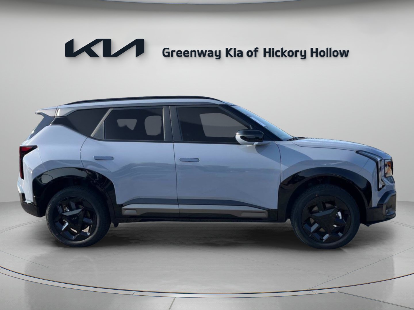 New 2027 Pale Gray Kia X-Line S image 8