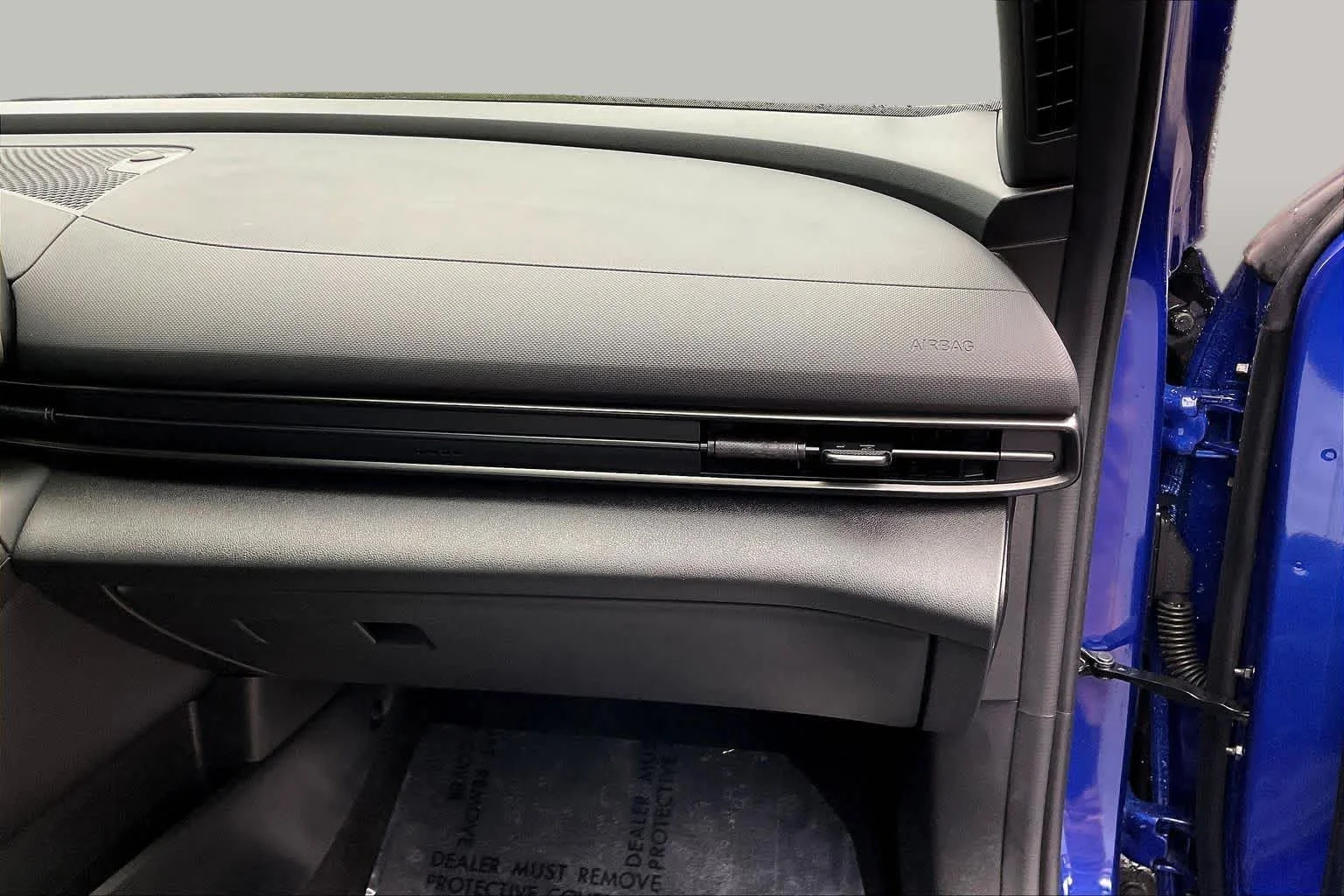 Used 2025 Intense Blue Hyundai SEL Sport image 18