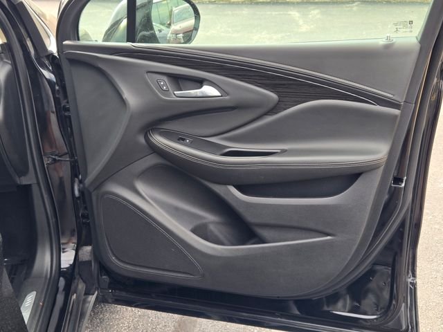 Used 2017 Black Buick Essence image 4