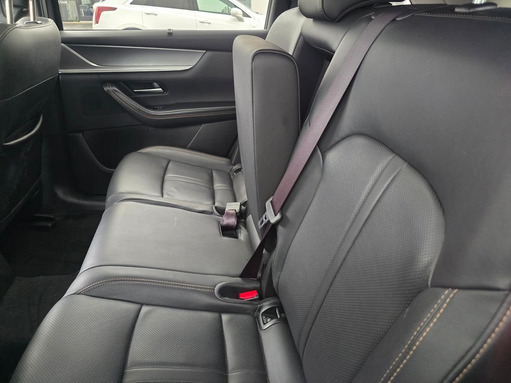 Used 2025 Black Mazda 3.3 Turbo Preferred image 23