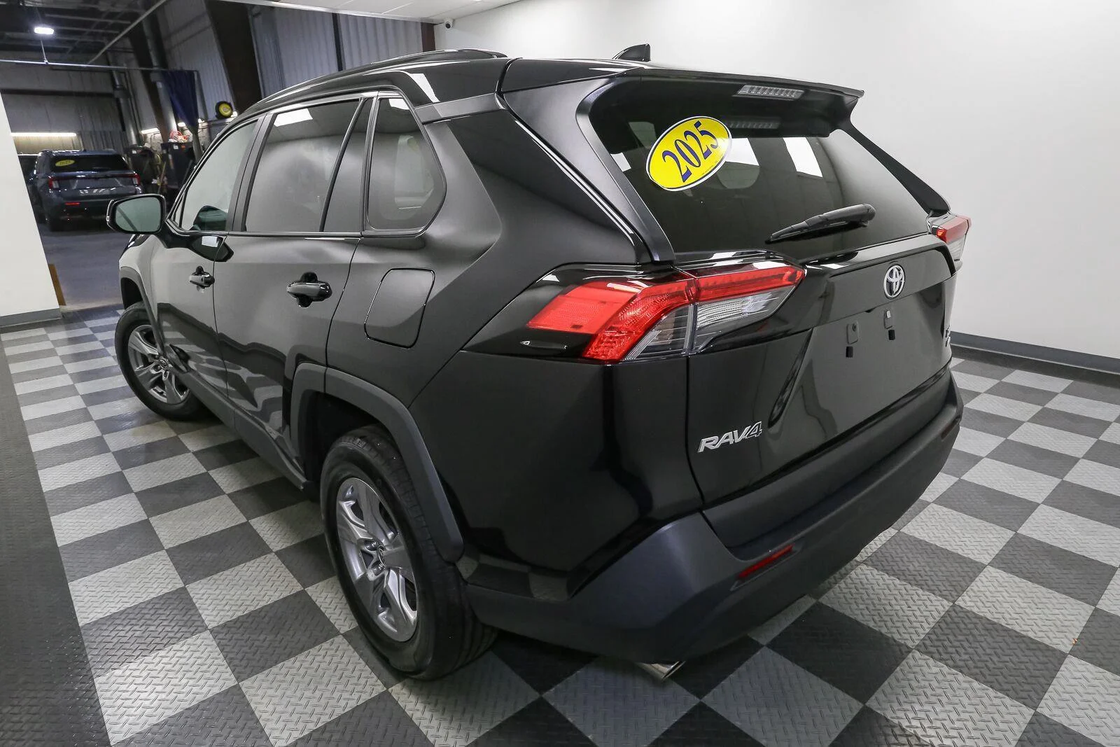 Used 2025 Midnight Black Metallic TOYOTA  image 9