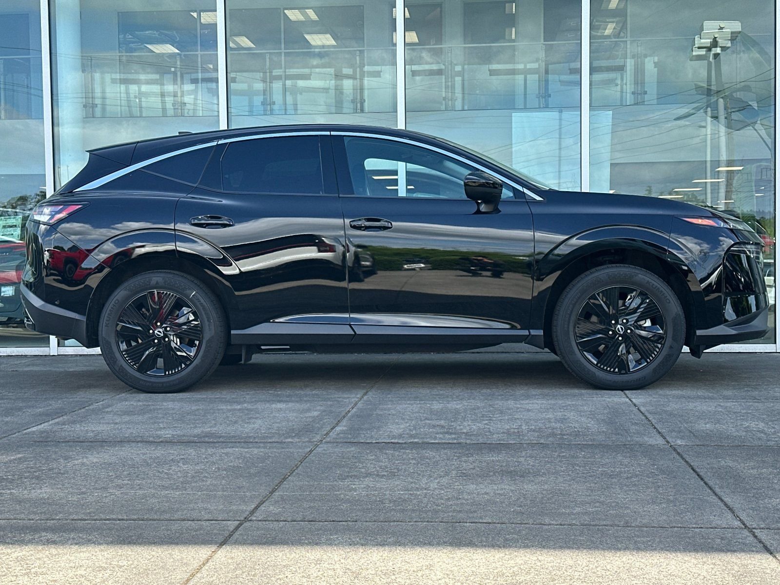 Used 2025 Super Black Nissan SV image 2