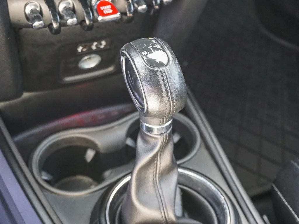 Used 2017 Black MINI Base image 22