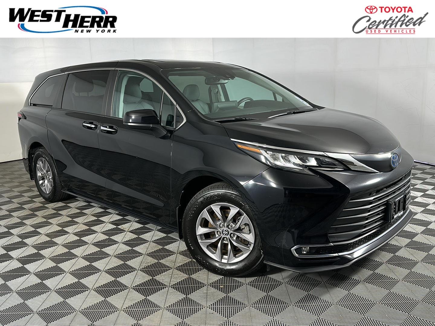 2023 Toyota Sienna