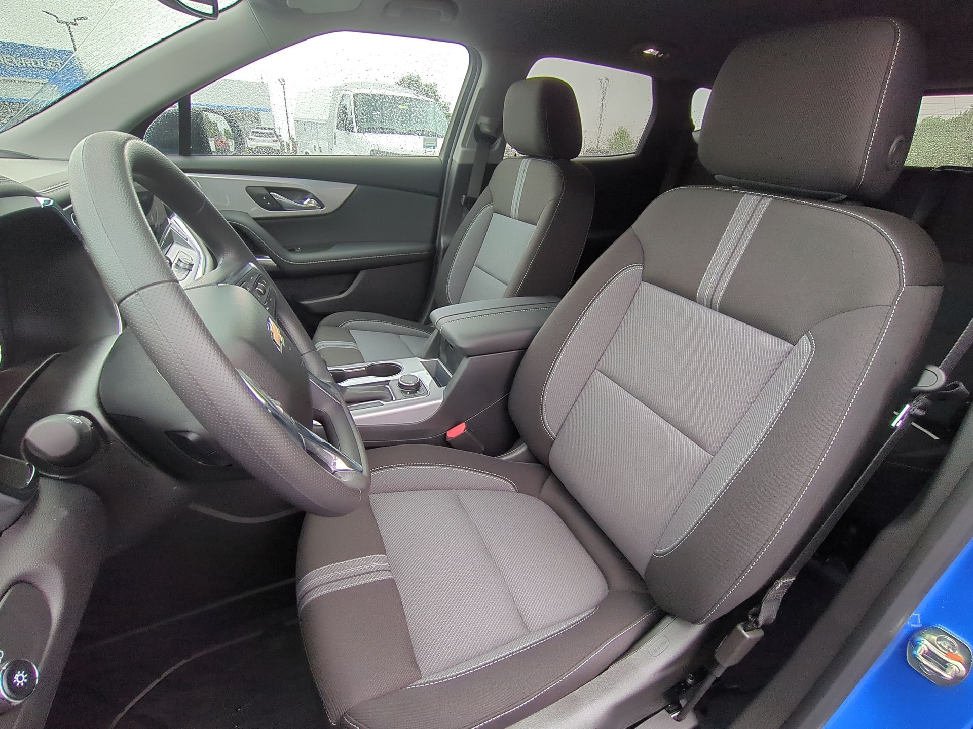 2025 Chevrolet Blazer 2LT - Photo 36