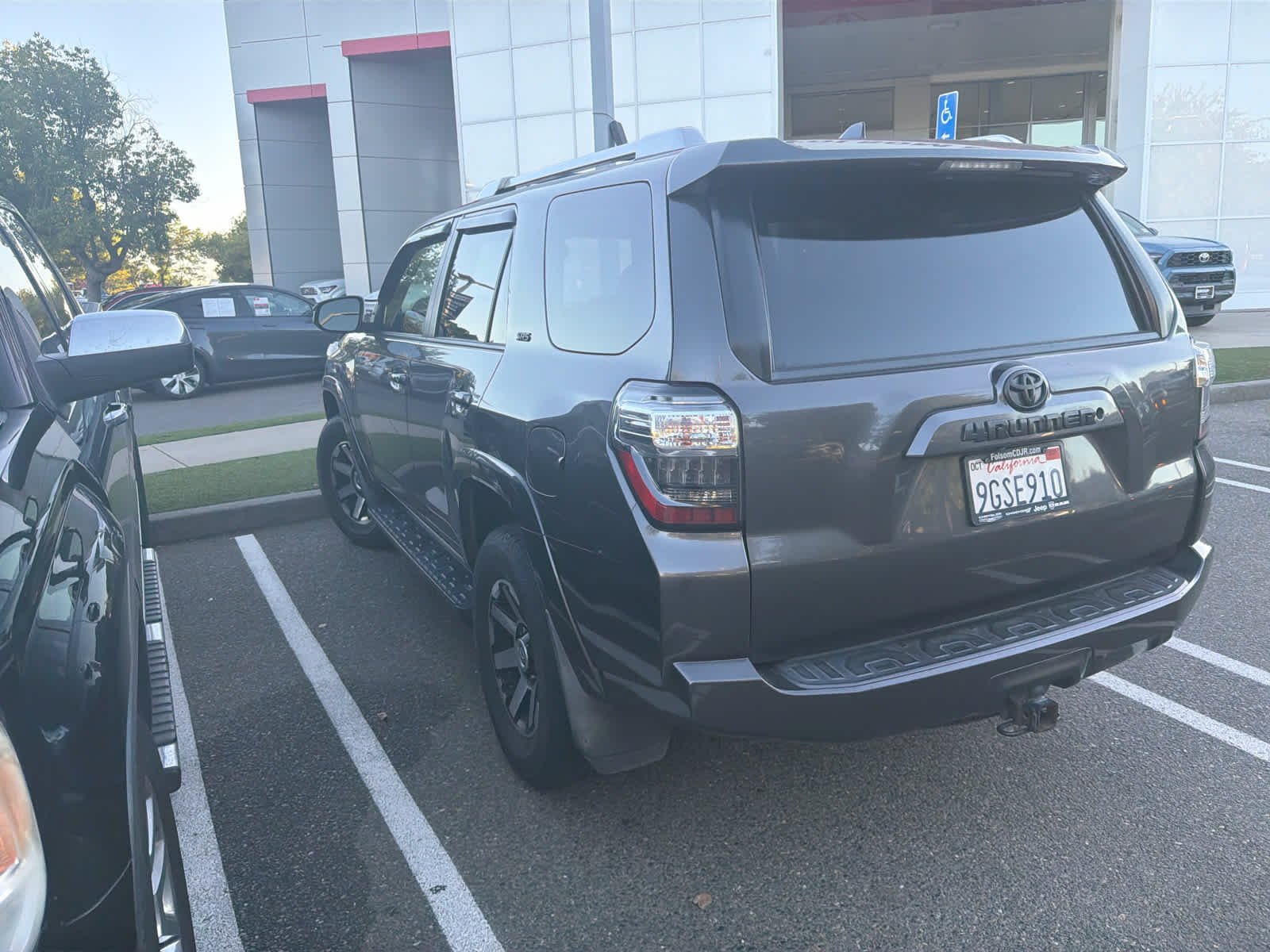Used 2017 Magnetic Gray Metallic Toyota SR5 image 11
