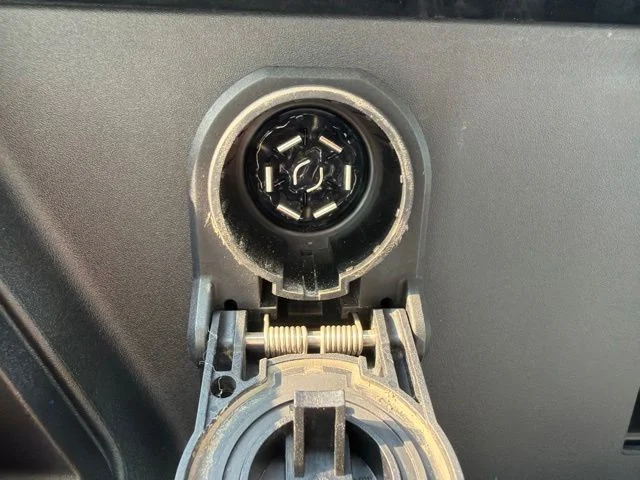 Used 2023 Black Metallic Ford XLT image 13