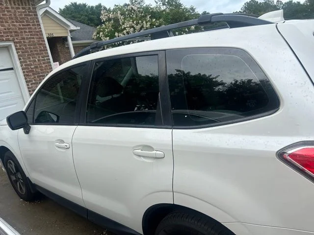 Used 2018 White Subaru 2.5i image 3