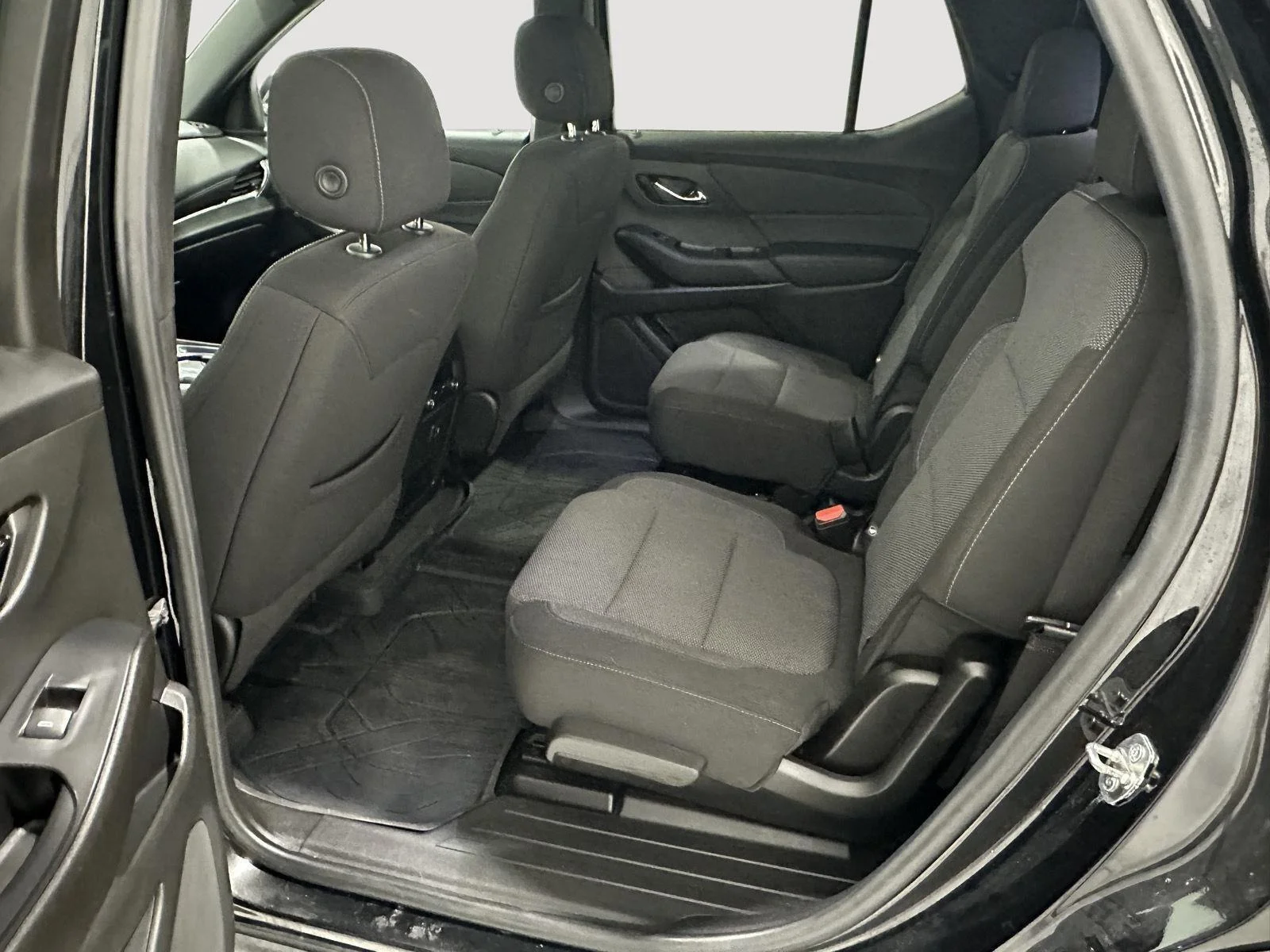 Used 2022 Mosaic Black Metallic Chevrolet LT Cloth image 21