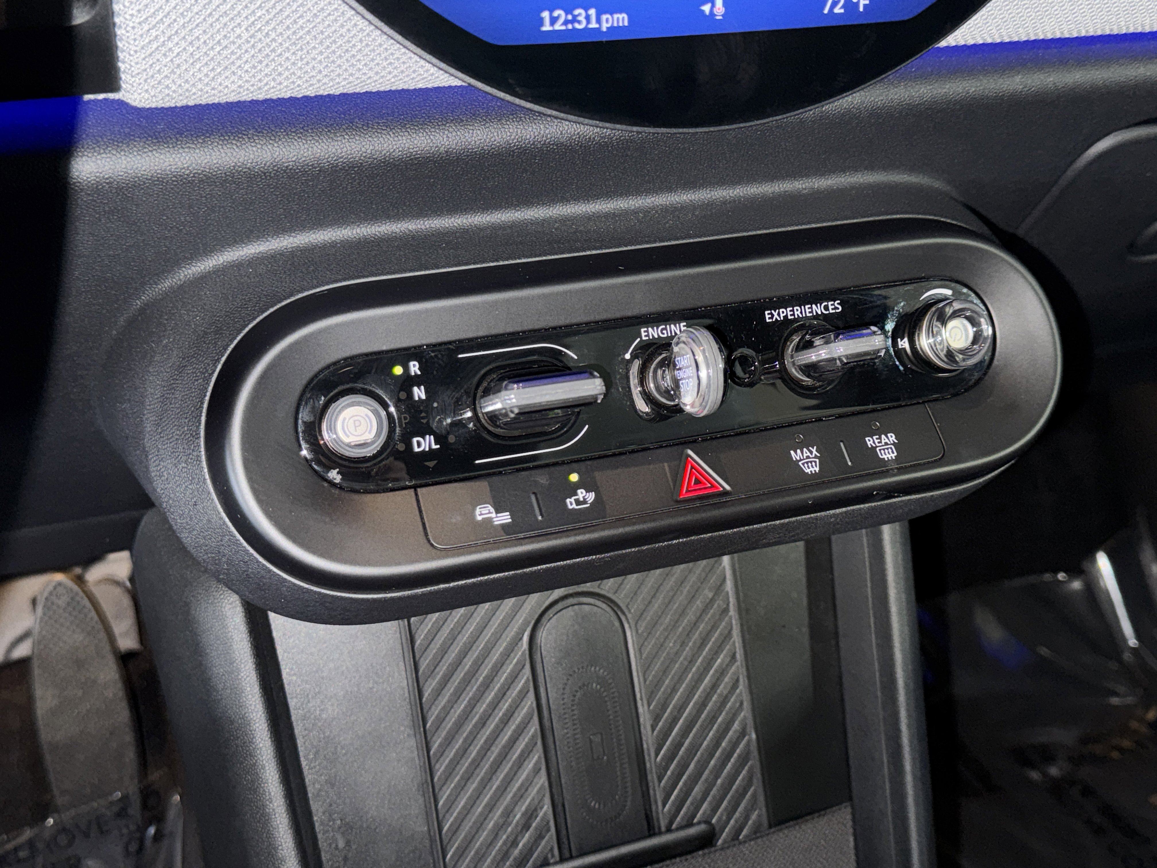 Used 2025 Blazing Blue Metallic MINI Signature Plus image 21