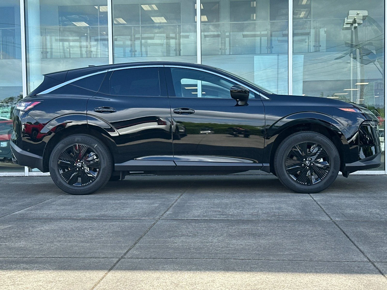 Used 2025 Super Black Nissan SV image 2