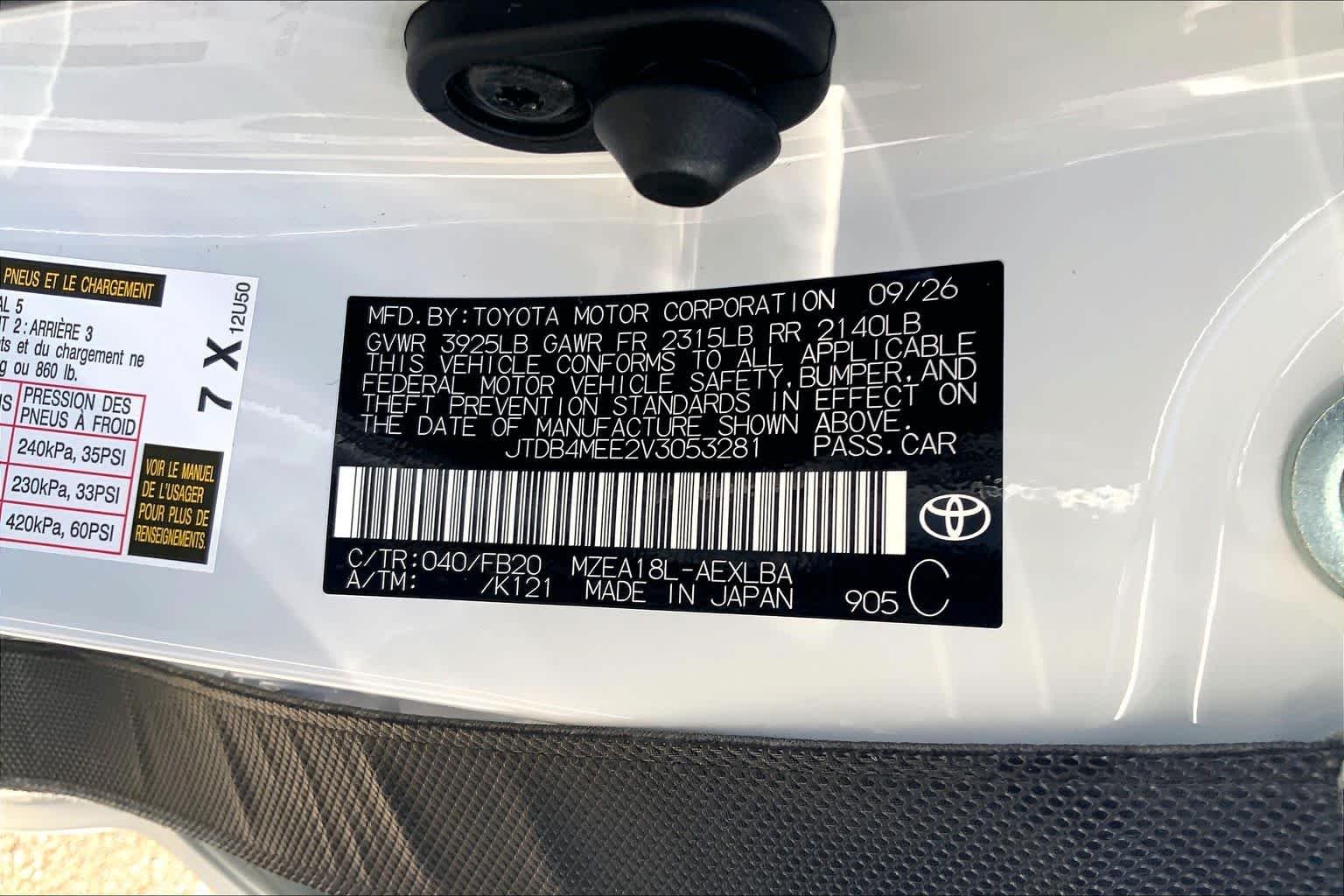 New 2027 Ice Cap Toyota LE image 21