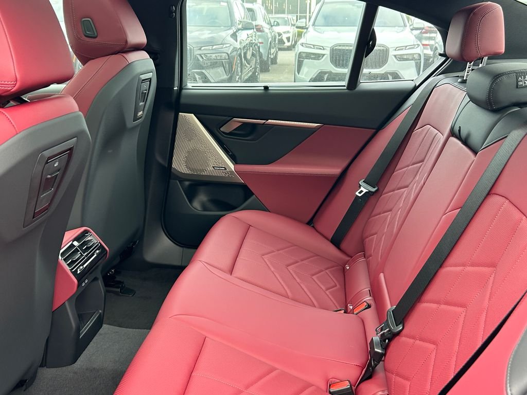 New 2027 Black Sapphire Metallic BMW eDrive40 image 30