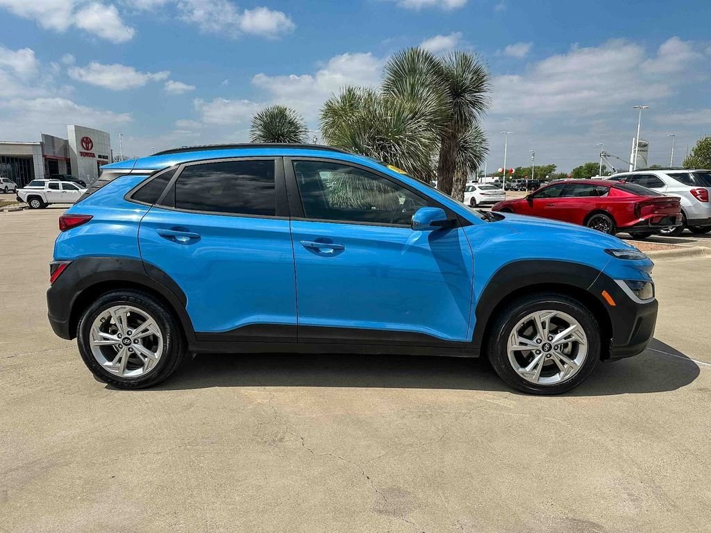 Used 2022 Hyundai Kona SEL with VIN KM8K62AB9NU927321 for sale in Temple, TX