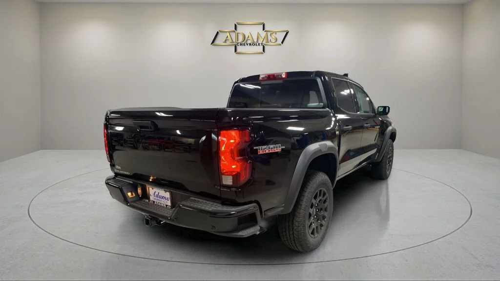2026 Chevrolet Colorado Trail Boss - Photo 8