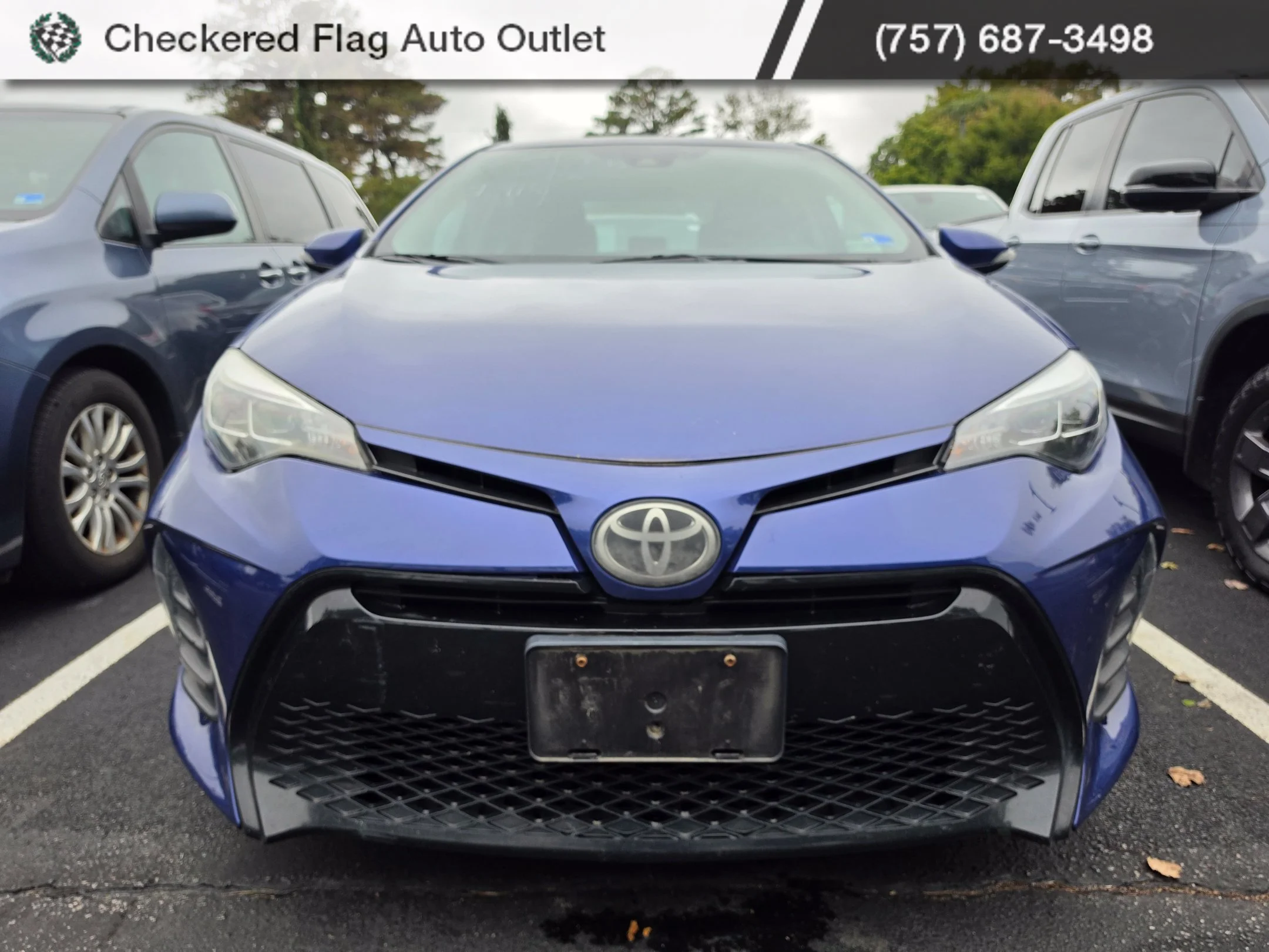 Used 2018 Blue Crush Metallic Toyota XSE image 2
