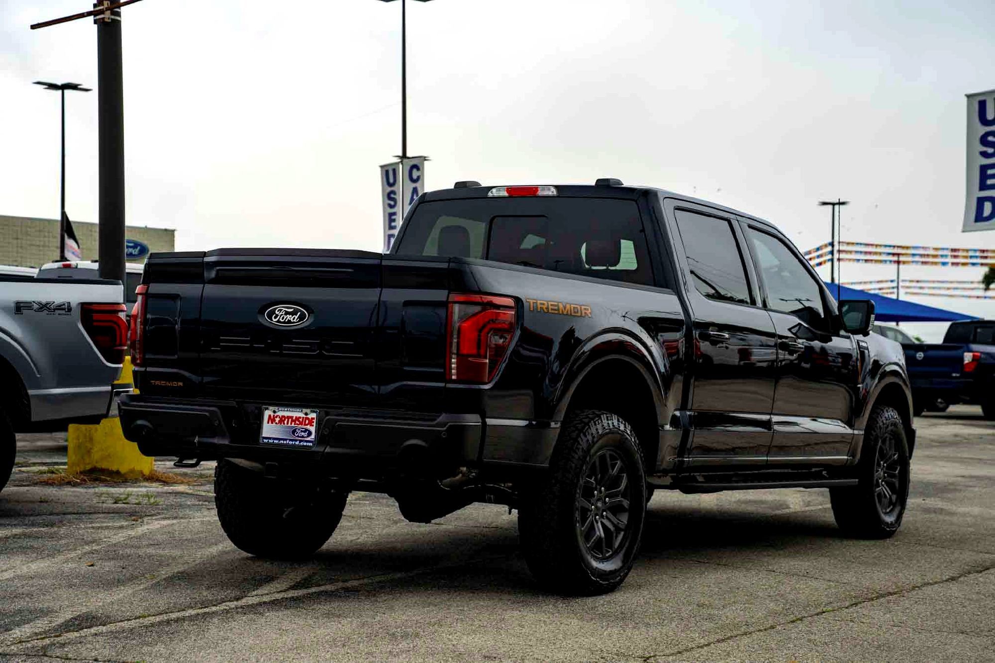 New 2026 Antimatter Blue Metallic Ford Tremor image 4