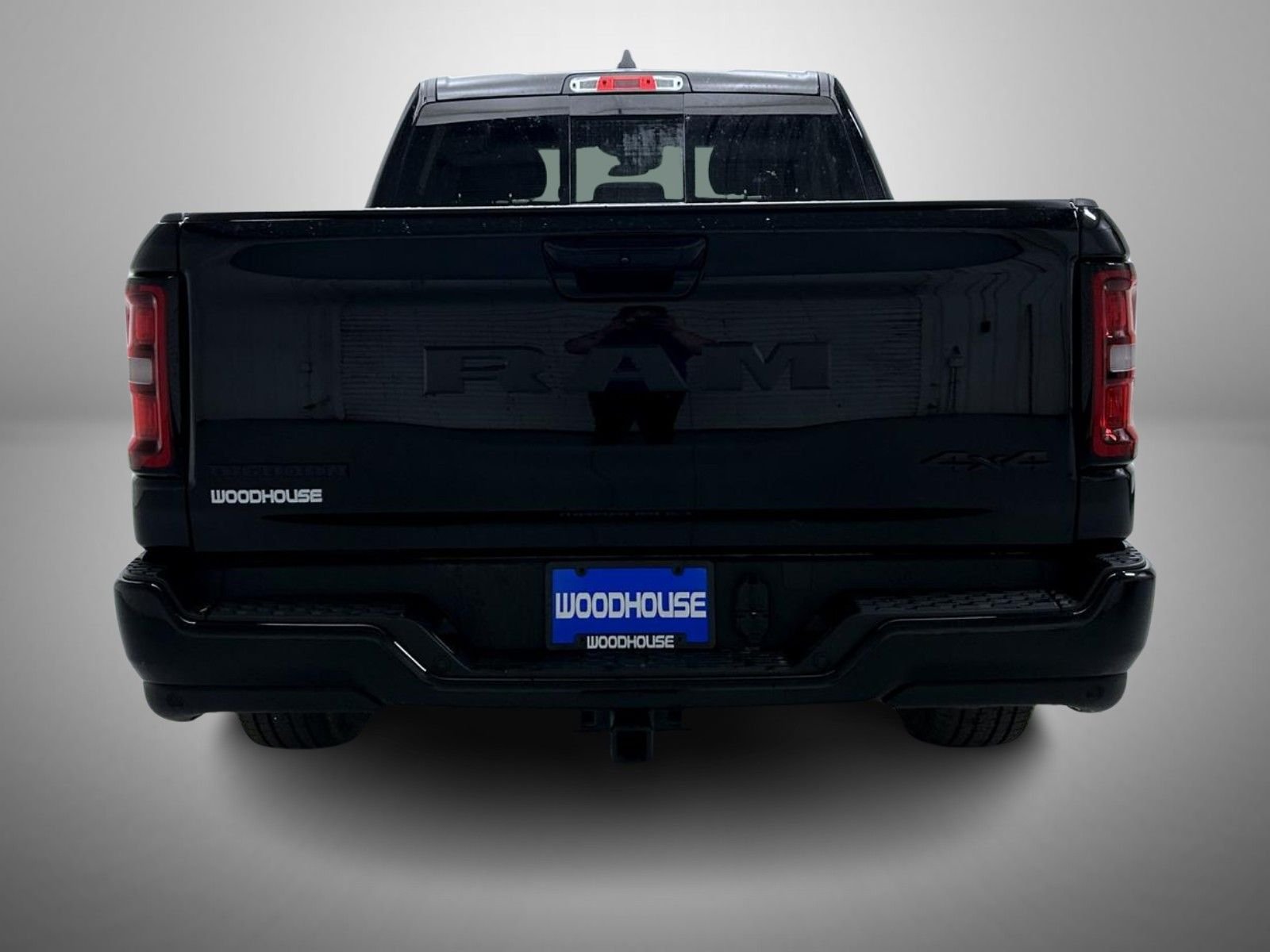 New 2026 Diamond Black Crystal Pearl-Coat Exterior Paint RAM Big Horn/Lone Star image 6