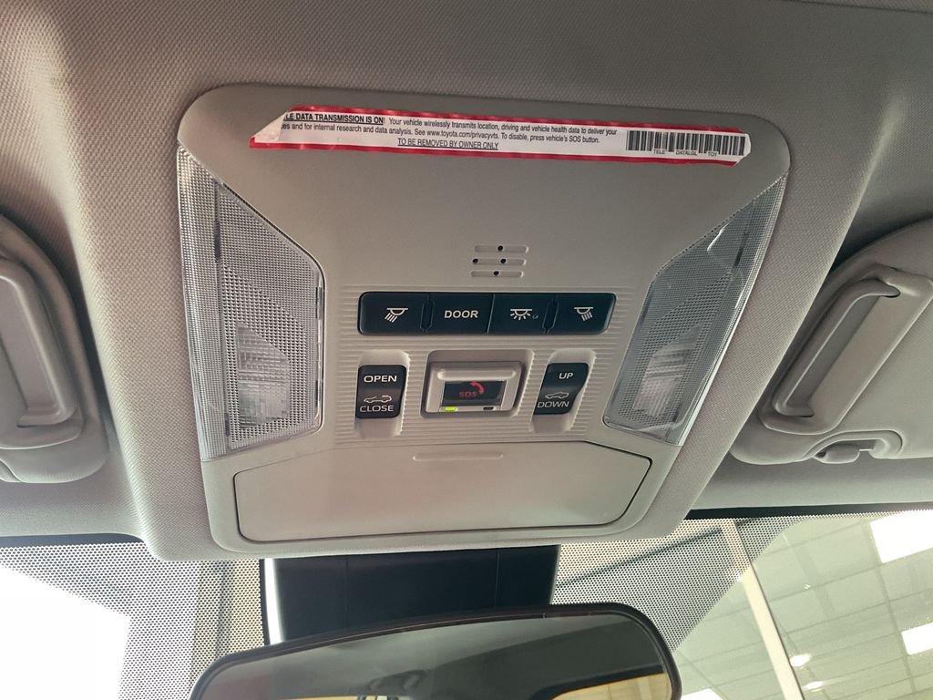 Used 2021 White Toyota XLE image 23
