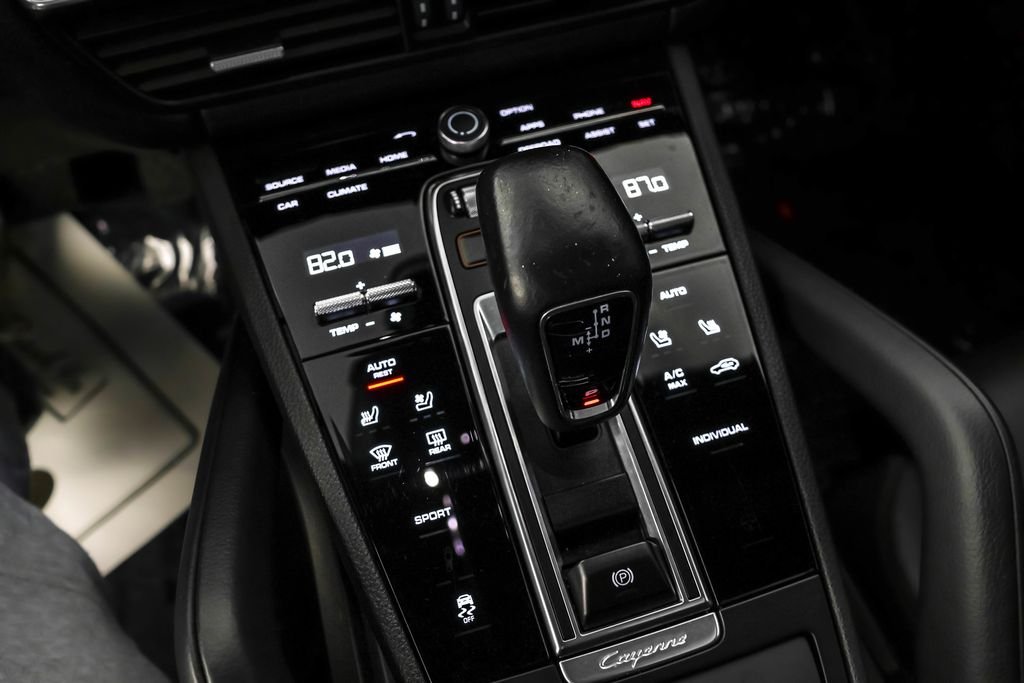 Used 2022 Black Porsche Platinum Edition image 18