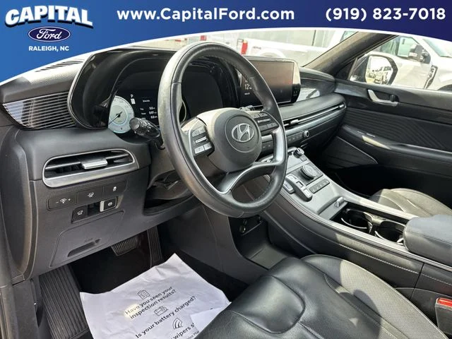 Used 2024 Black Hyundai Calligraphy image 23