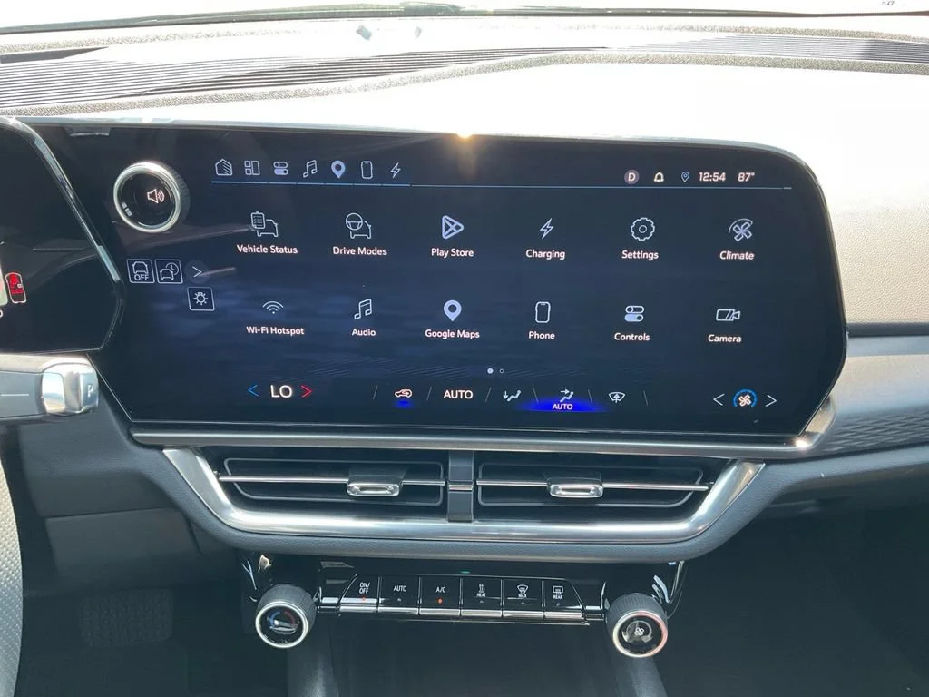Used 2025 Black Chevrolet LT image 12