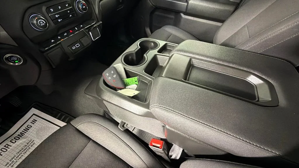 Used 2025 Slate Gray Metallic Chevrolet Custom image 23