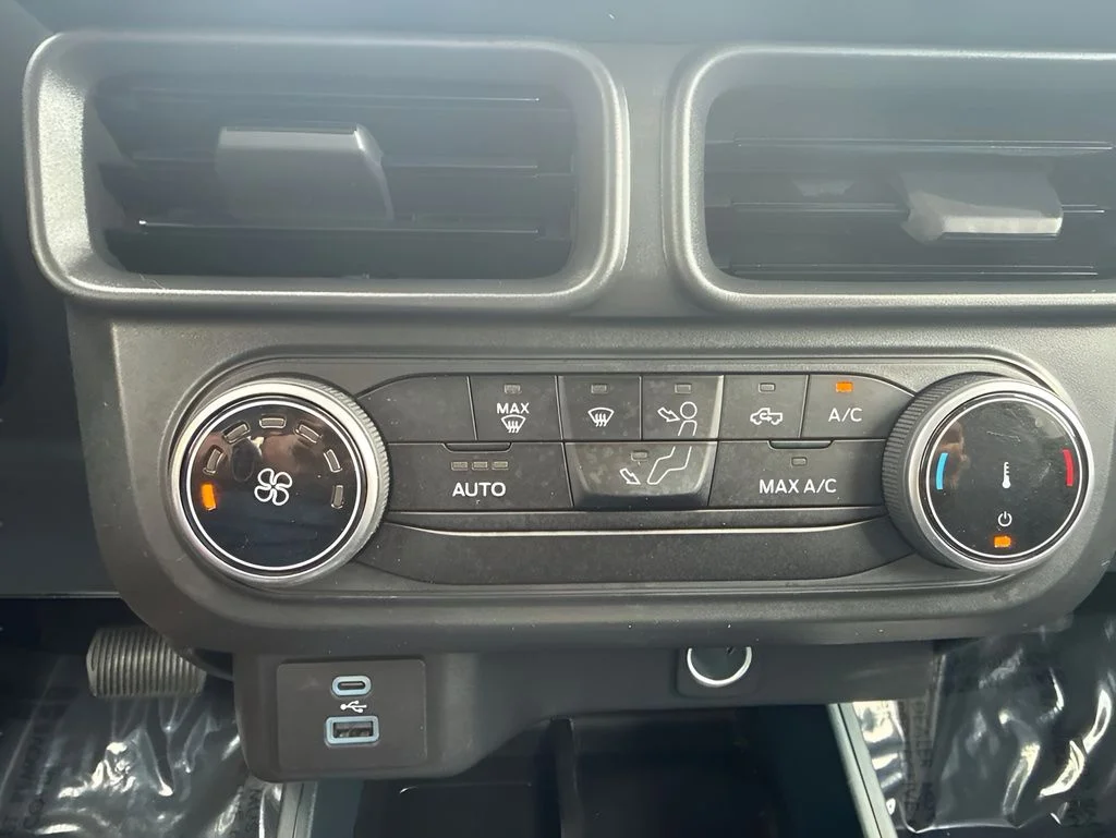 Used 2023 Blue Ford XL image 17