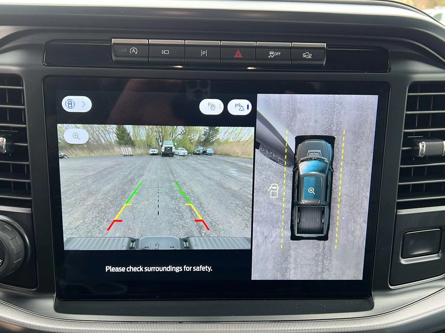 Used 2024 Avalanche Gray Ford Raptor image 31