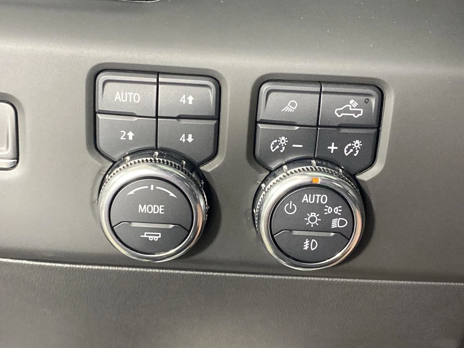 Used 2024 Sterling Metallic GMC AT4X image 30