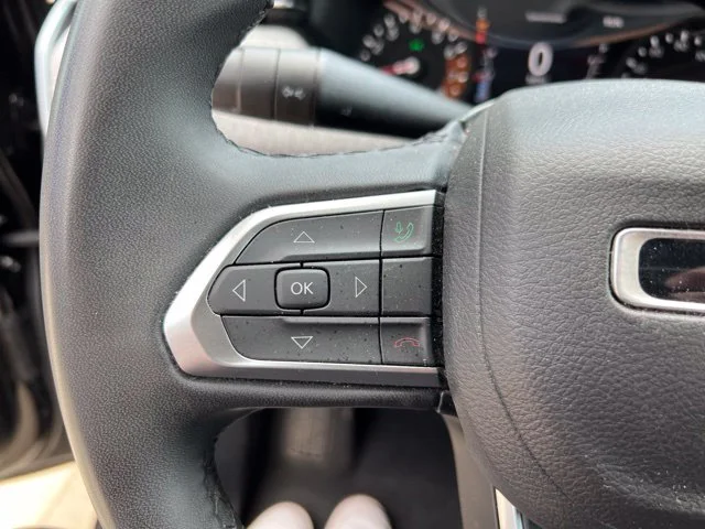 Used 2024 Black Jeep Latitude image 14