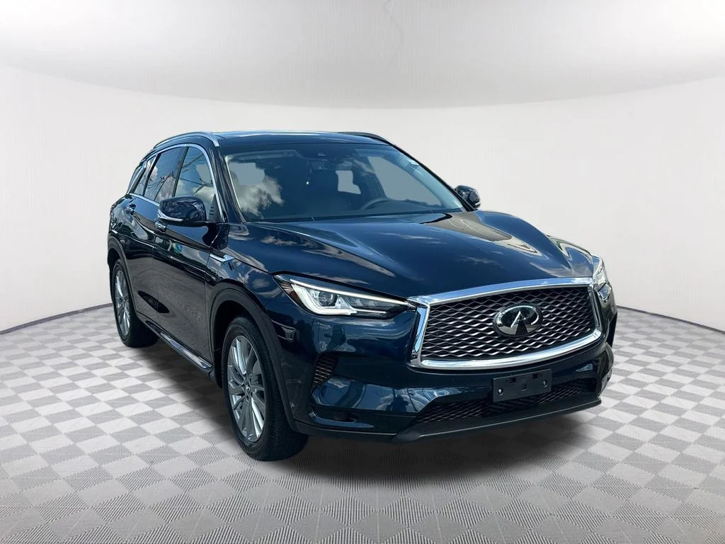 Certified Used 2024 Blue INFINITI LUXE image 3